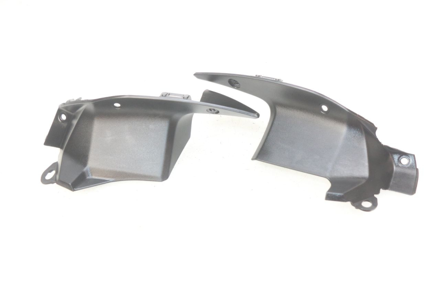 photo de UNTERE VERKLEIDUNGSVERBINDUNG VORNE KAWASAKI Z 650 (2016 - 2019)