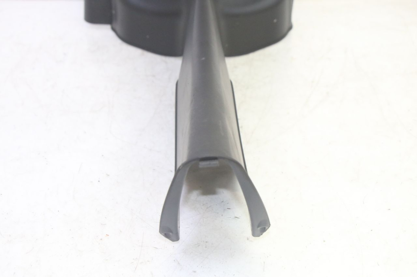 photo de VERKLEIDUNG VORNE MITTE PIAGGIO MP3 HPE 350 (2018 - 2020) - Alternative Perspektive