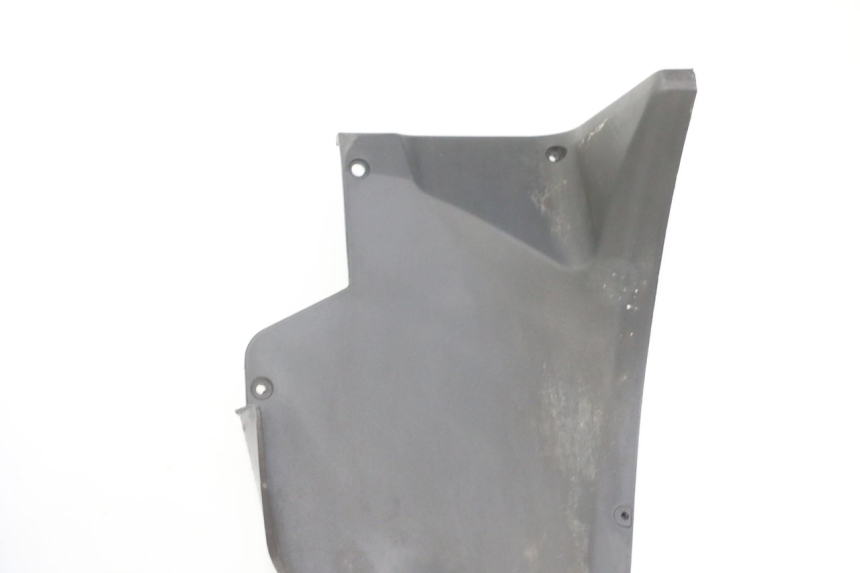 photo de UNTERE VERKLEIDUNGSSCHEIBE VORNE PIAGGIO MP3 LT 300 (2010 - 2016)