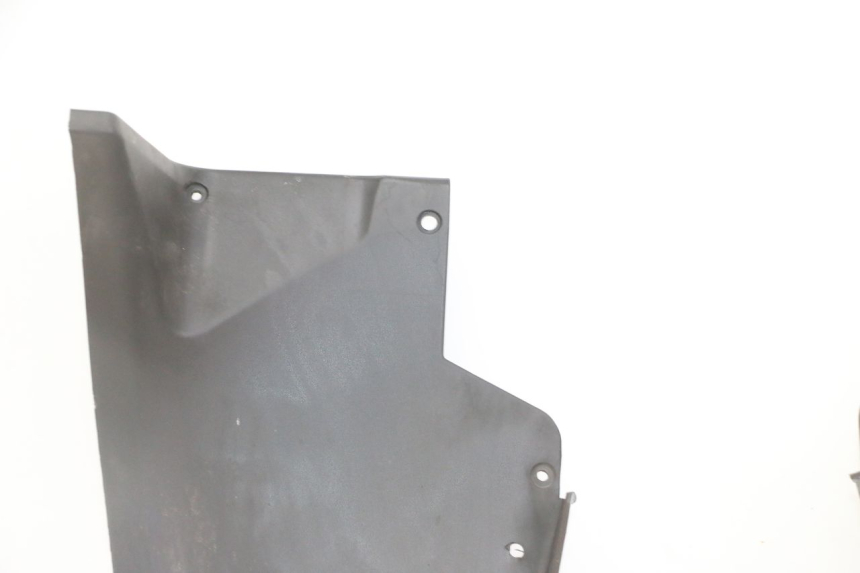 photo de UNTERE VERKLEIDUNGSSCHEIBE VORNE PIAGGIO MP3 LT 300 (2010 - 2016)