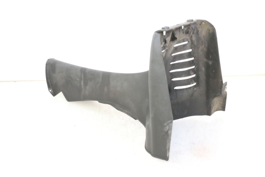 photo de VERKLEIDUNG VORNE MITTE PIAGGIO MP3 500 (2011 - 2015) - Details der Befestigungspunkte