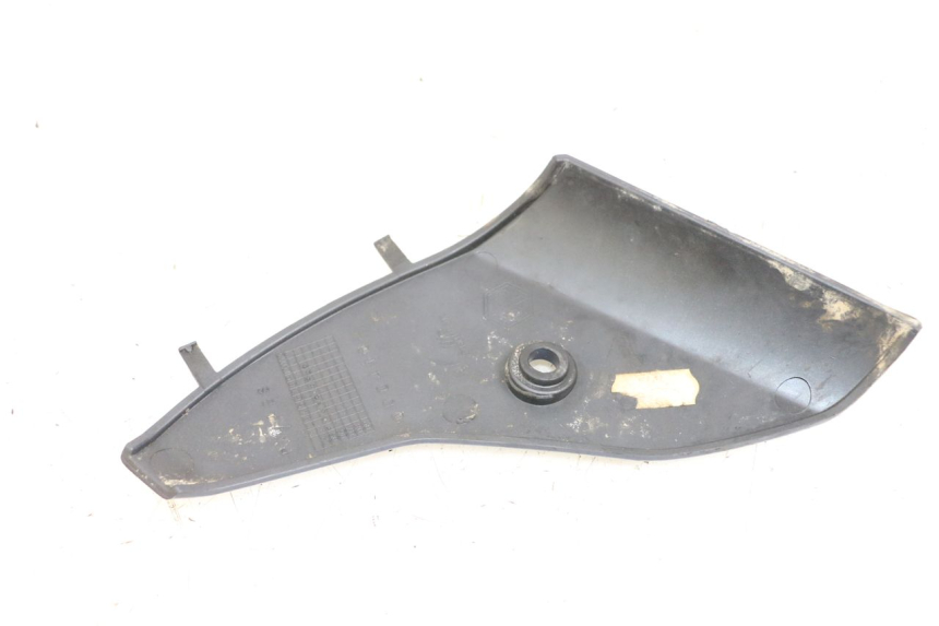 photo de UNTERE VERKLEIDUNGSSCHEIBE PIAGGIO VESPA LX 125 (2005 - 2010)