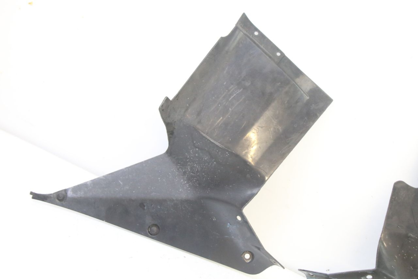 photo de VERKLEIDUNG VORNE MITTE HONDA ST PAN EUROPEAN 1300 (2002 - 2013)