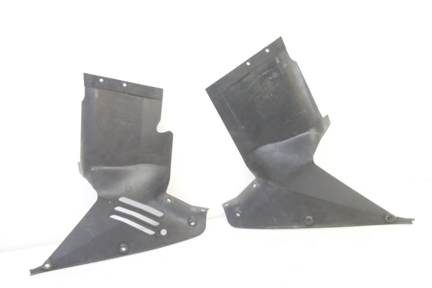 photo de VERKLEIDUNG VORNE MITTE HONDA ST PAN EUROPEAN 1300 (2002 - 2013)