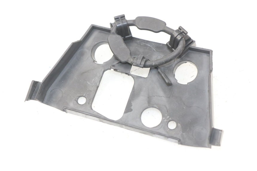 photo de VERKLEIDUNG VORNE MITTE YAMAHA FZ8 800 (2010 - 2016)