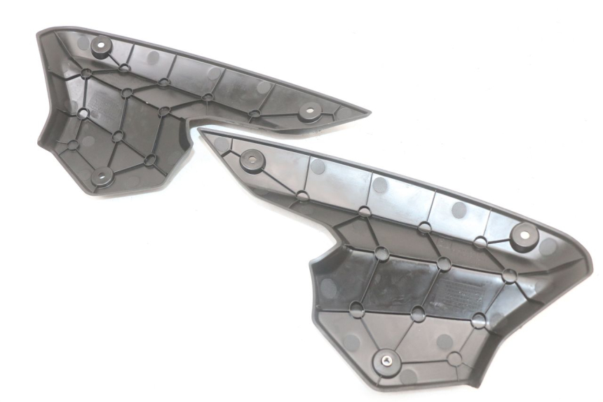 photo de VORDERE VERKLEIDUNGSVERBINDUNG PEUGEOT KISBEE 4T 50 (2018 - 2022)