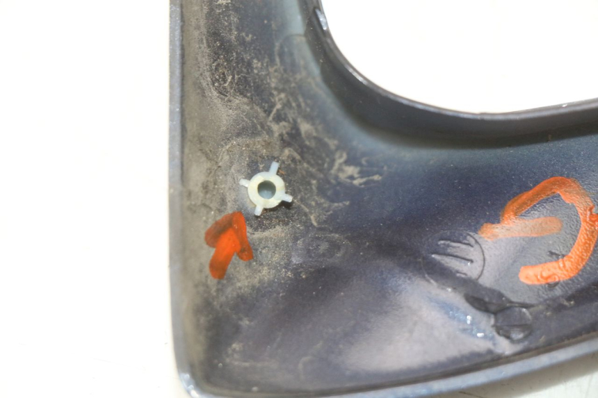 photo de FRONTVERKLEIDUNG MITTE RENAULT KOURANOS 125 (2001 - 2004)