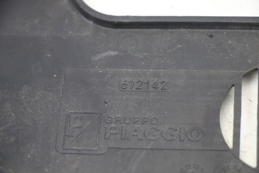 photo de FRONTVERKLEIDUNG MITTE PIAGGIO MP3 500 (2014 - 2016)
