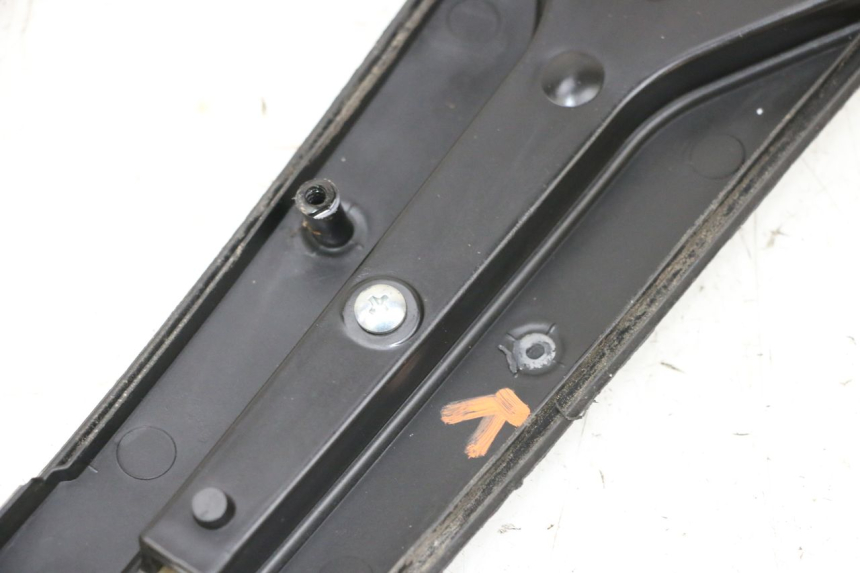 photo de FRONTVERKLEIDUNG MITTE JM MOTORS SANTANA 50 (2014 - 2023) - Detailansicht des Bauteils