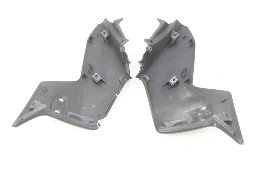 photo de VERKLEIDUNG VORNE MITTE HONDA CBRF CBR-F PC41 600 (2011 - 2013)