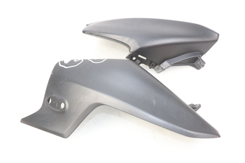 photo de VERKLEIDUNG VORNE MITTE HONDA CBRF CBR-F PC41 600 (2011 - 2013)