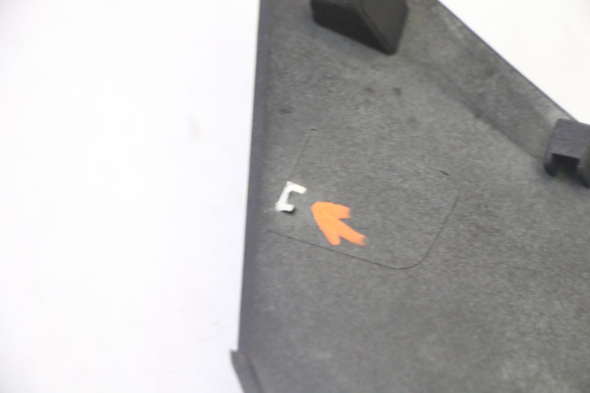 photo de VERKLEIDUNGSVERBINDUNG VORNE OBEN SYM CROX 4T 50 (2016 - 2023)