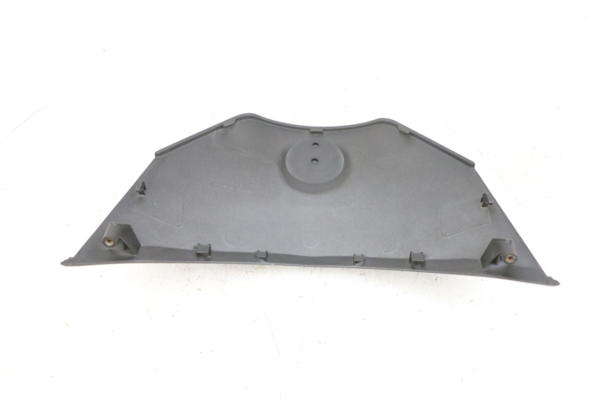 photo de VERKLEIDUNGSVERBINDUNG VORNE OBEN SYM CROX 4T 50 (2016 - 2023) - Zoom auf Gebrauchszustand