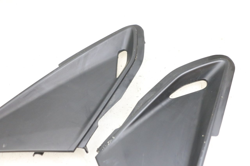 photo de VERKLEIDUNG VORNE MITTE KYMCO DINK STREET 125 (2009 - 2014)