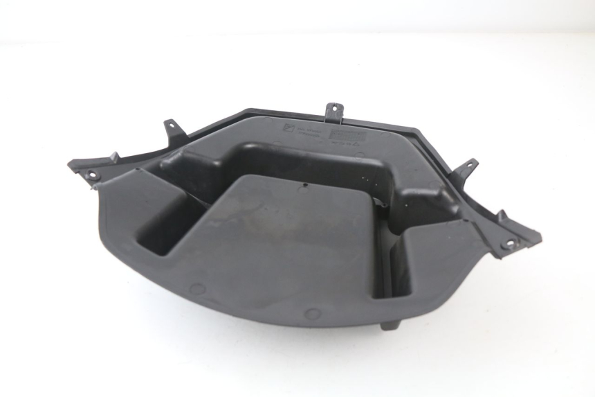 photo de VERKLEIDUNG VORNE MITTE PIAGGIO MP3 500 (2011 - 2015)