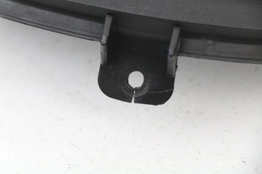 photo de VERKLEIDUNG VORNE MITTE PIAGGIO MP3 500 (2011 - 2015)