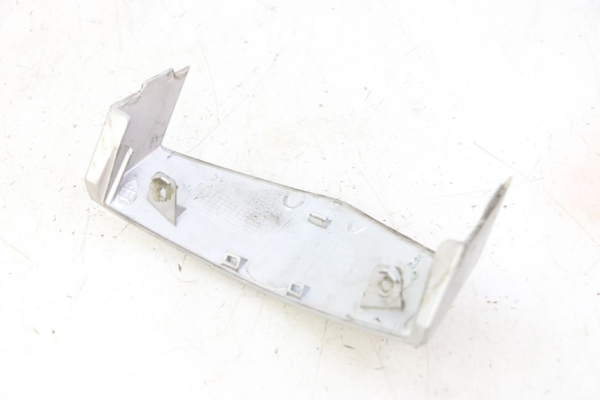 photo de VERKLEIDUNG VORNE MITTE PEUGEOT VIVACITY NEW 2T 50 (2008 - 2017)