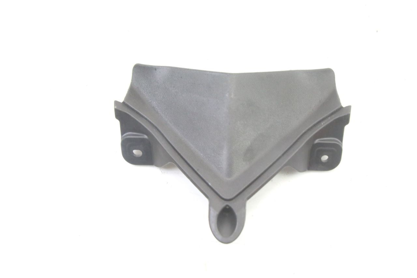 photo de VERKLEIDUNGSVERBINDUNG VORNE OBEN YAMAHA X-MAX XMAX 125 (2010 - 2014)