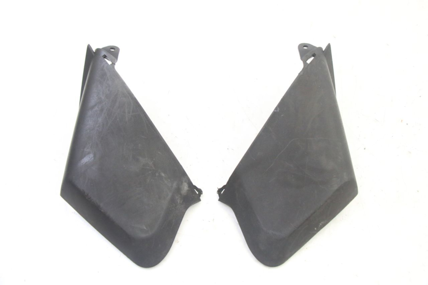 photo de VERKLEIDUNGSVERBINDUNG VORNE OBEN YAMAHA XMAX X-MAX 125 (2006 - 2009)