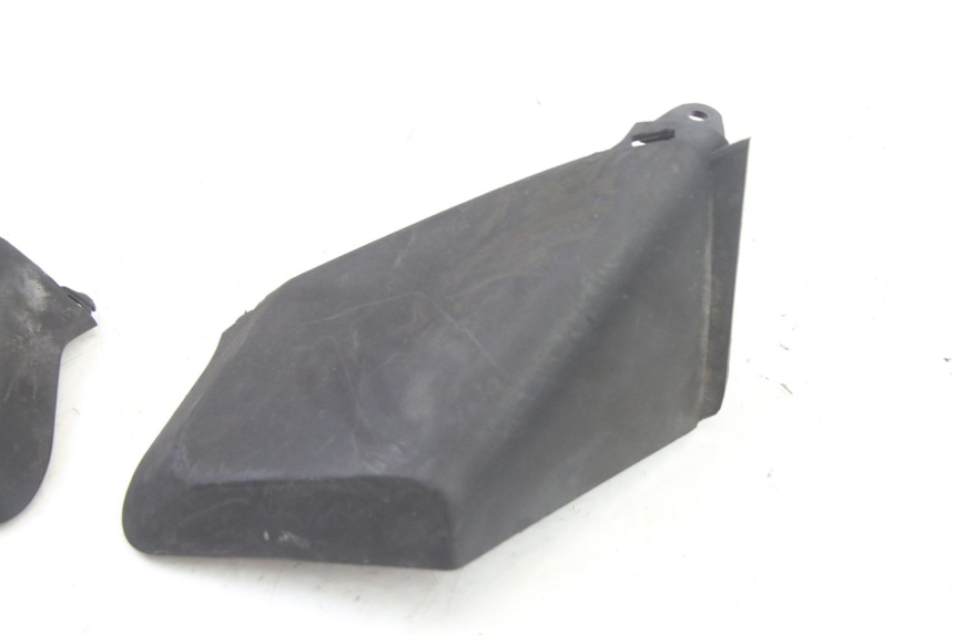 photo de VERKLEIDUNGSVERBINDUNG VORNE OBEN YAMAHA XMAX X-MAX 125 (2006 - 2009)