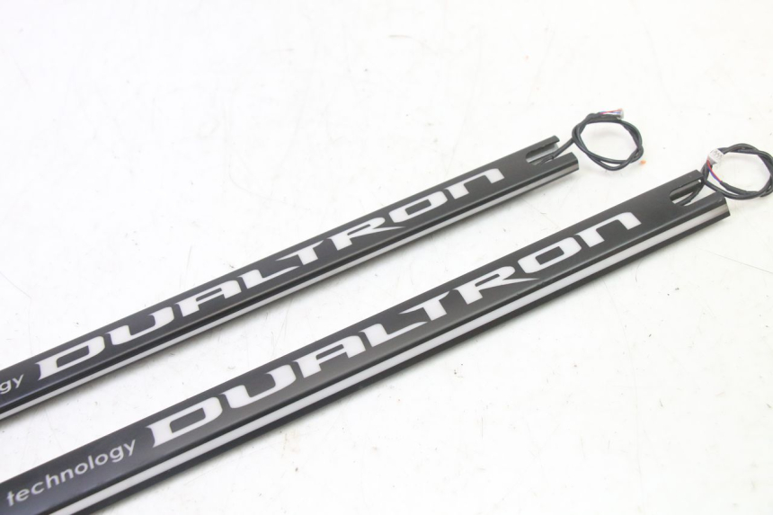 photo de VORDERER VERKLEIDUNGSANSCHLUSS DUALTRON VICTOR LIMITED 1