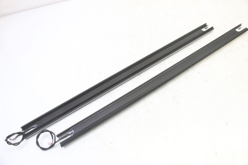photo de VORDERER VERKLEIDUNGSANSCHLUSS DUALTRON VICTOR LIMITED 1