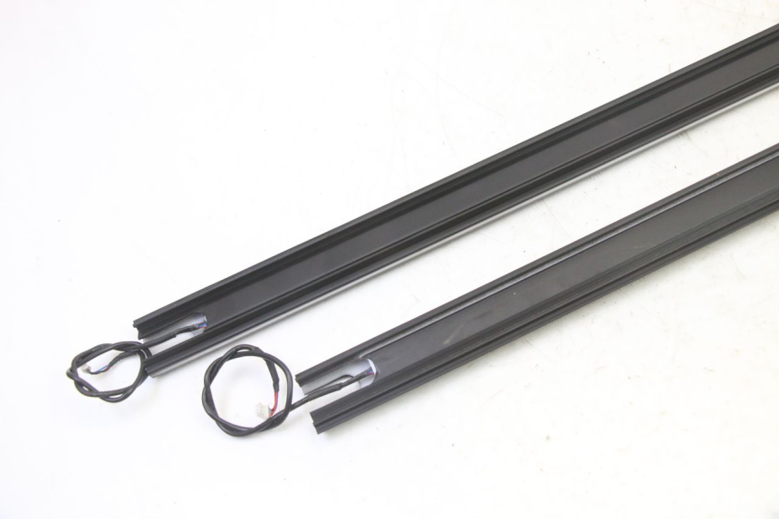 photo de VORDERER VERKLEIDUNGSANSCHLUSS DUALTRON VICTOR LIMITED 1