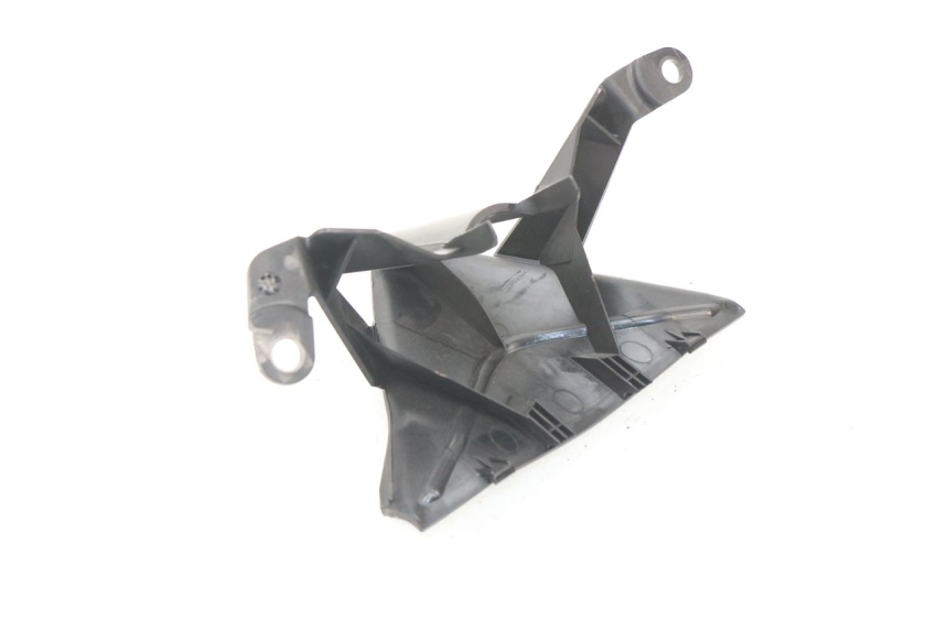 photo de FRONTVERKLEIDUNG MITTE YAMAHA XMAX X-MAX ABS 125 (2014 - 2016) - Zoom auf Gebrauchszustand