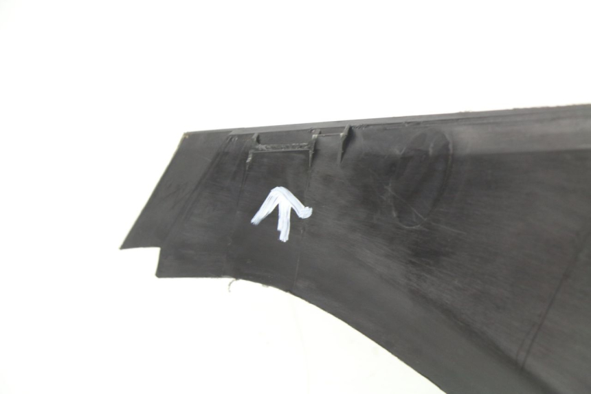 photo de TRITTBRETT VERKLEIDUNG MITTE BMW C SPORT 650 (2015 - 2021)