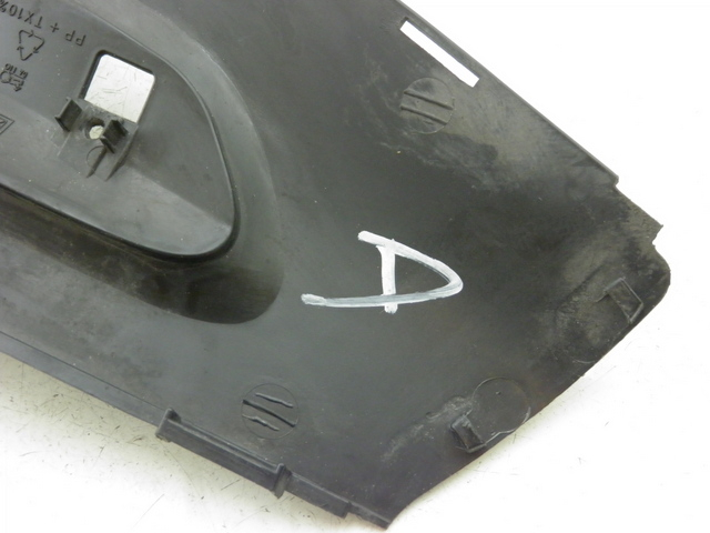 photo de RECHTER FUßRASTENVERBINDUNG GILERA RUNNER SP 50 (2009 - 2017)