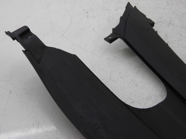 photo de RECHTER FUßRASTENVERBINDUNG GILERA RUNNER SP 50 (2009 - 2017)