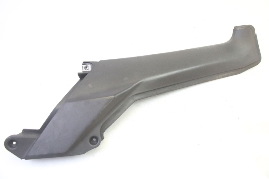 photo de TRITTBRETT VERKLEIDUNG MITTE RECHTS APRILIA SR R 2T LC 50 (2018 - 2021)