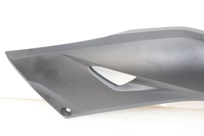 photo de RECHTER FUßRASTENVERBINDUNG YAMAHA XMAX X-MAX ABS 125 (2017 - 2020) - Kennzeichnungen und Originalreferenzen