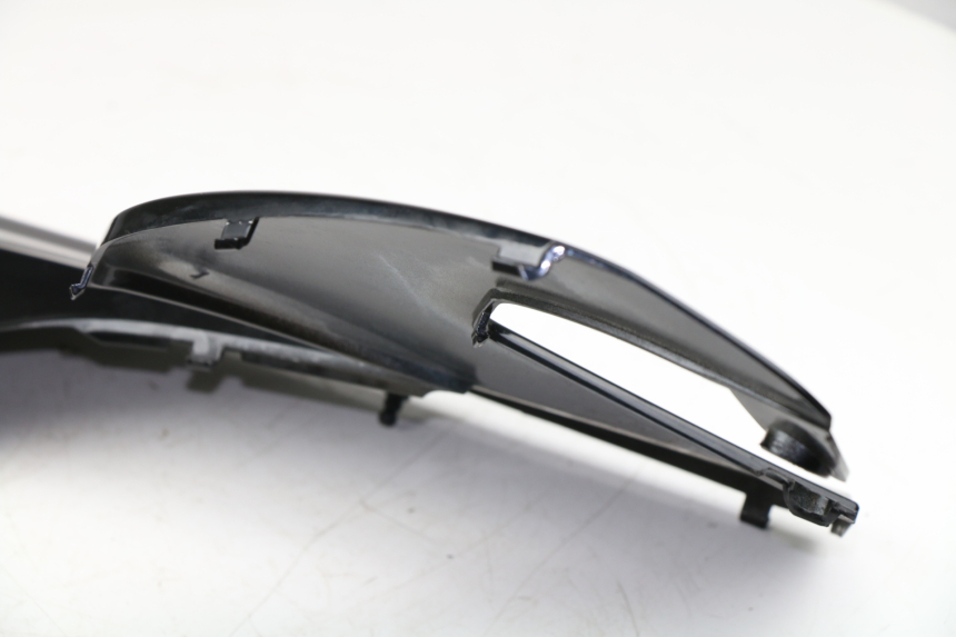 photo de TRITTBRETT VERKLEIDUNG MITTE LINKS BMW C GT 650 (2012 - 2015)