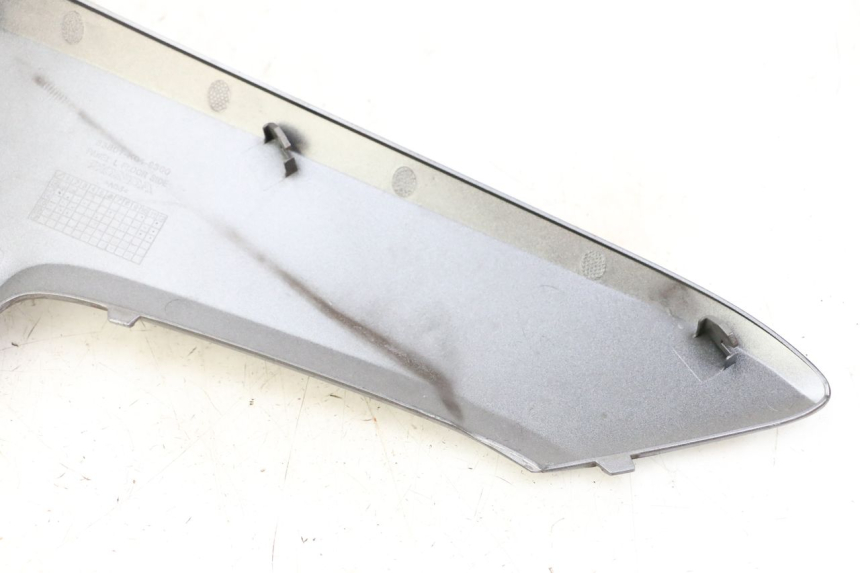 photo de TRITTBRETT VERKLEIDUNG MITTE LINKS HONDA FORZA ABS 300 (2013 - 2019)
