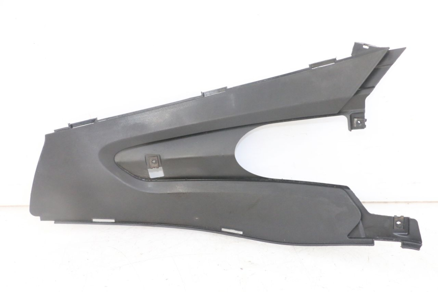 photo de TRITTBRETT VERKLEIDUNG MITTE LINKS GILERA RUNNER SL 50 (2006 - 2009)