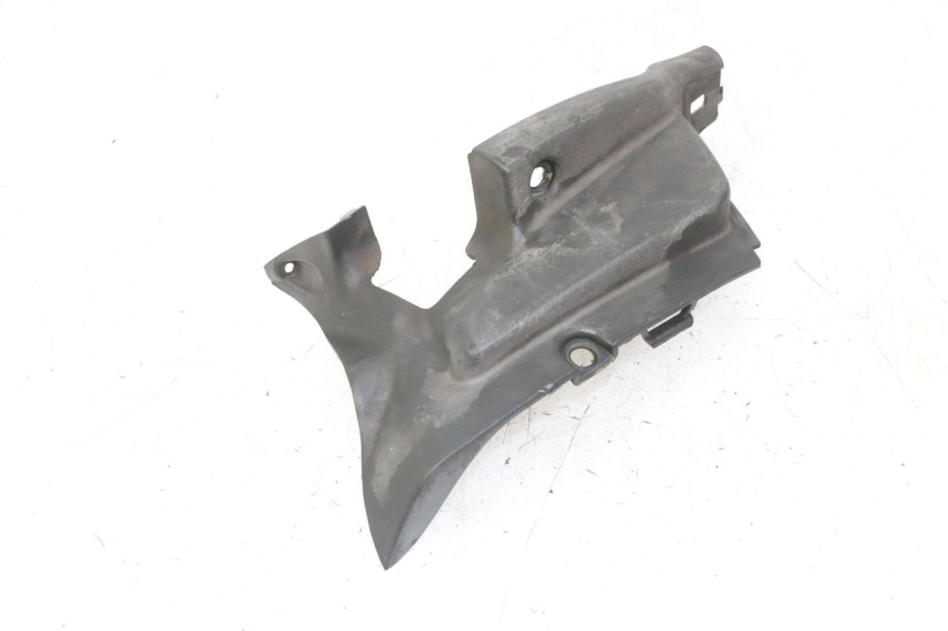 photo de TRITTBRETT VERKLEIDUNG MITTE LINKS APRILIA SCARABEO GT TOURING 125 (1999 - 2005)