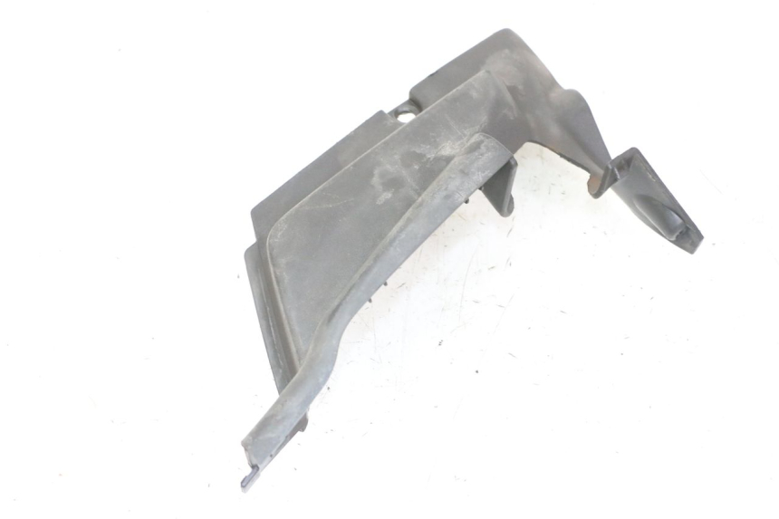 photo de TRITTBRETT VERKLEIDUNG MITTE LINKS APRILIA SCARABEO GT TOURING 125 (1999 - 2005)