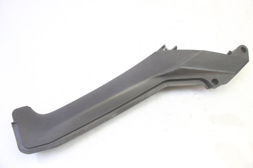 photo de TRITTBRETT VERKLEIDUNG MITTE LINKS APRILIA SR R 2T LC 50 (2018 - 2021)