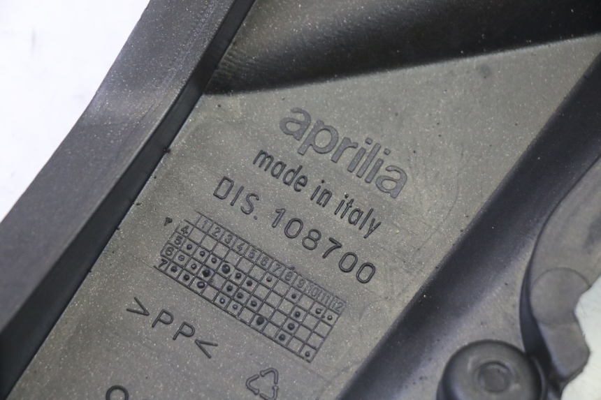 photo de TRITTBRETT VERKLEIDUNG MITTE LINKS APRILIA SR R 2T LC 50 (2018 - 2021)
