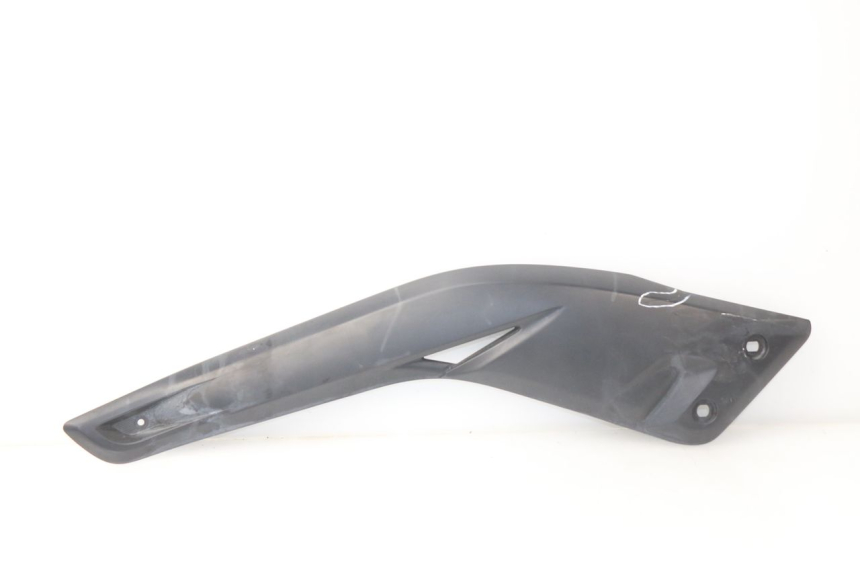 photo de TRITTBRETT VERKLEIDUNG MITTE LINKS YAMAHA X-MAX XMAX 125 (2010 - 2014)