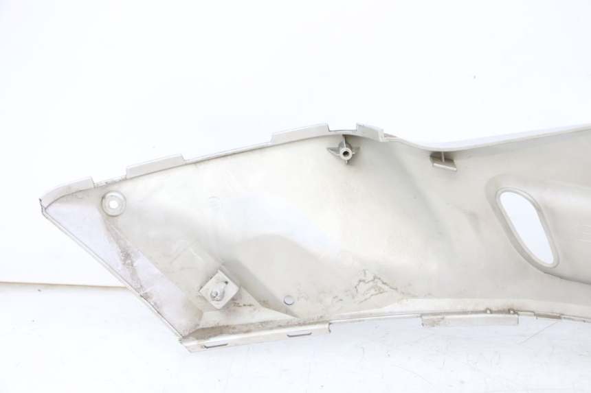 photo de TRITTBRETT VERKLEIDUNG MITTE LINKS YAMAHA X-MAX XMAX 250 (2006 - 2009)