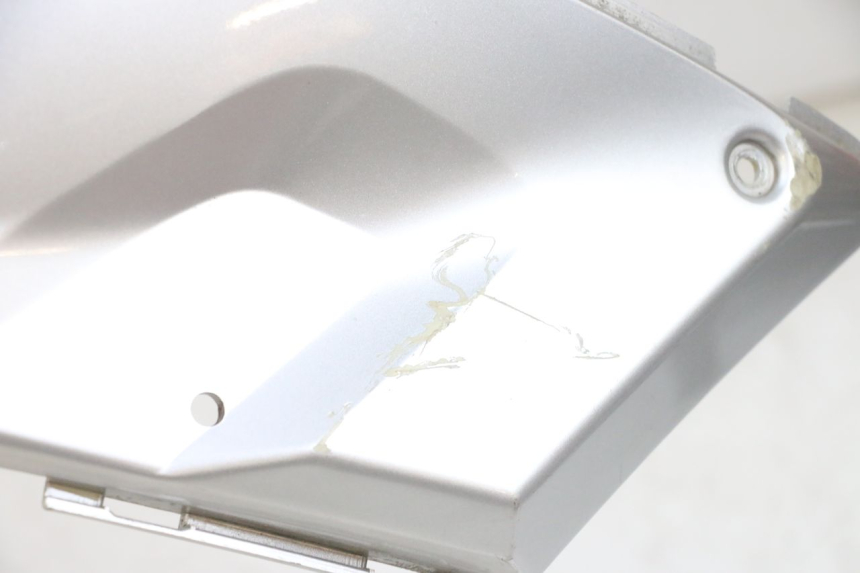 photo de LINKER FUßRASTENVERBINDUNG YAMAHA XMAX X-MAX 125 (2006 - 2009) - Detailansicht des Bauteils