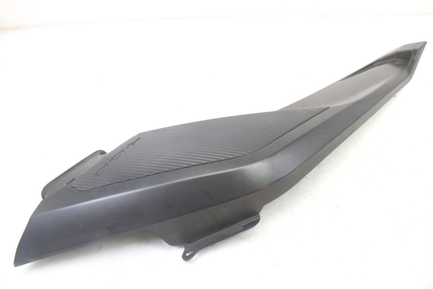 photo de TRITTBRETT VERKLEIDUNG MITTE LINKS YAMAHA YP X-MAX XMAX 400 (2014 - 2017)