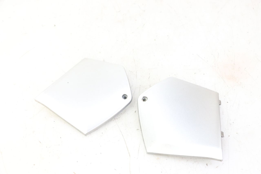 photo de TRITTBRETT VERKLEIDUNG MITTE PIAGGIO MP3 LT 300 (2010 - 2016)