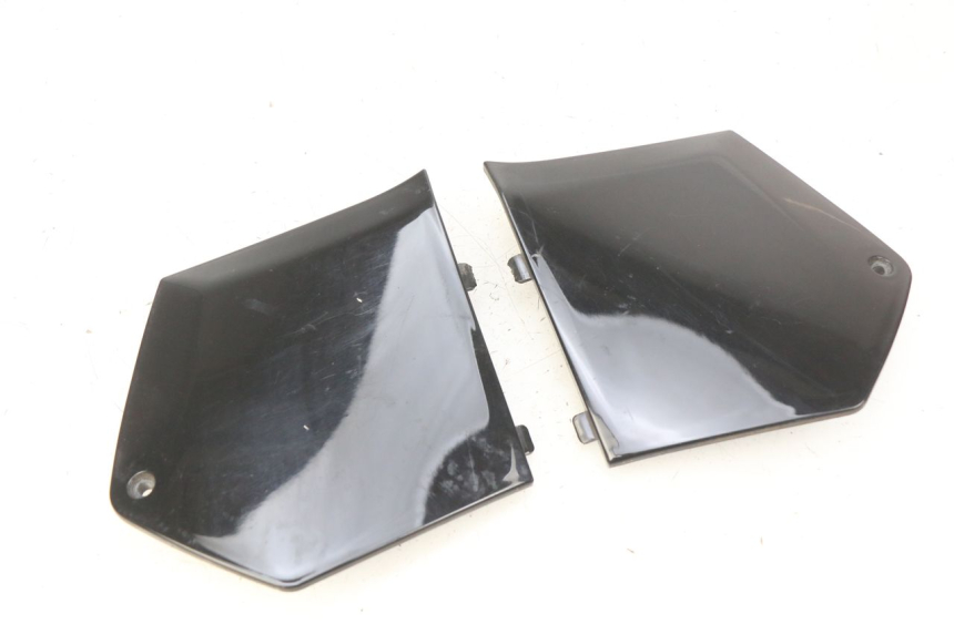 photo de FUSSRAUMVERBINDUNG PIAGGIO MP3 500 (2011 - 2015)