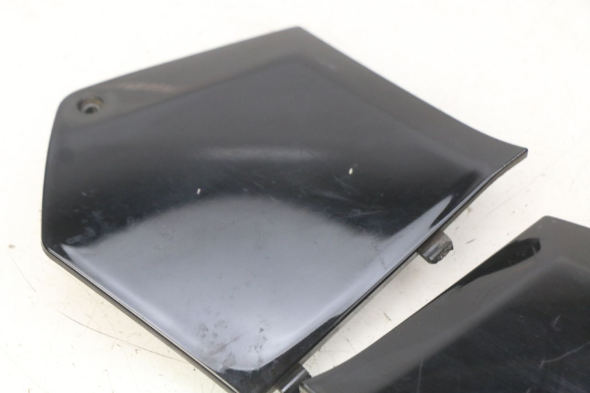 photo de FUSSRAUMVERBINDUNG PIAGGIO MP3 500 (2011 - 2015)