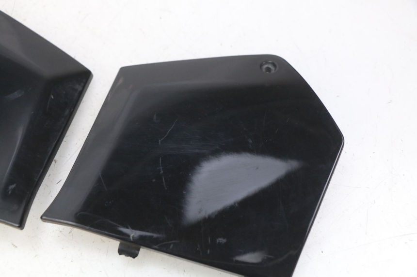 photo de FUSSRAUMVERBINDUNG PIAGGIO MP3 500 (2011 - 2015)