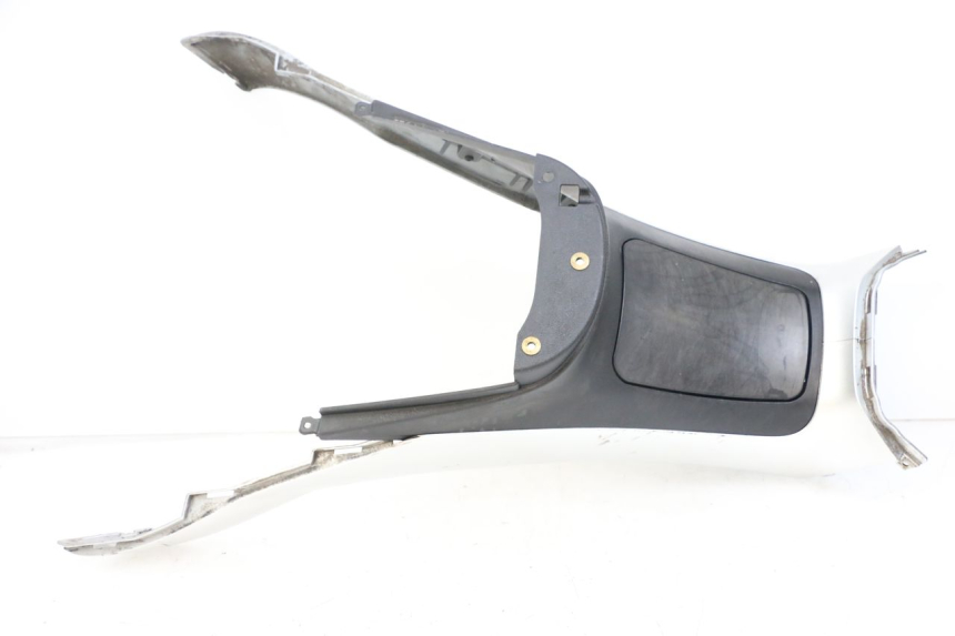 photo de TRITTBRETT VERKLEIDUNG MITTE PIAGGIO MP3 125 (2006 - 2014)