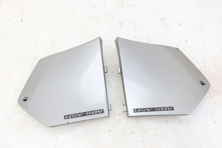 photo de TRITTSTUFENVERBINDUNG PIAGGIO MP3 500 (2014 - 2016)